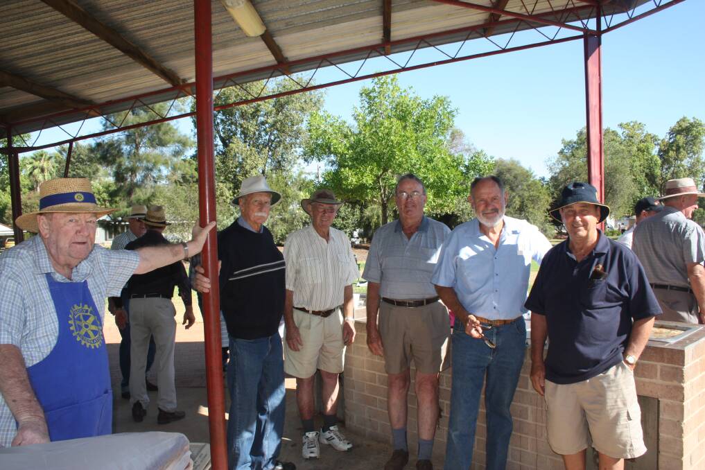 Lockhart Rotary members Ray Bedford, Bob Toose, Peter Strong, George Lawson, Bob Kendell, Colin Wiese.
