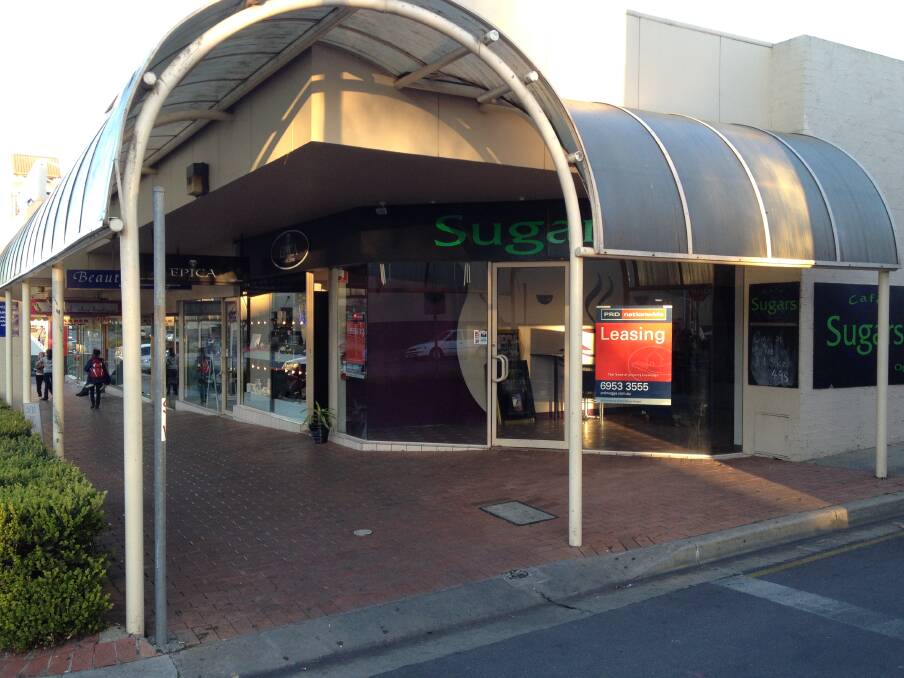 6/56-60 Forsyth Street: The premises is located between the Marketplace and Sturt Mall shopping complexes, and Woolworths and Coles supermarkets.