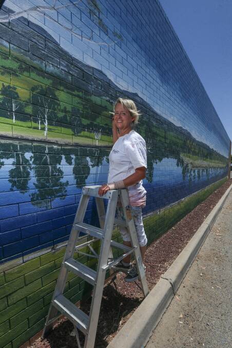 Mural art comes to Howlong with 20m long painting