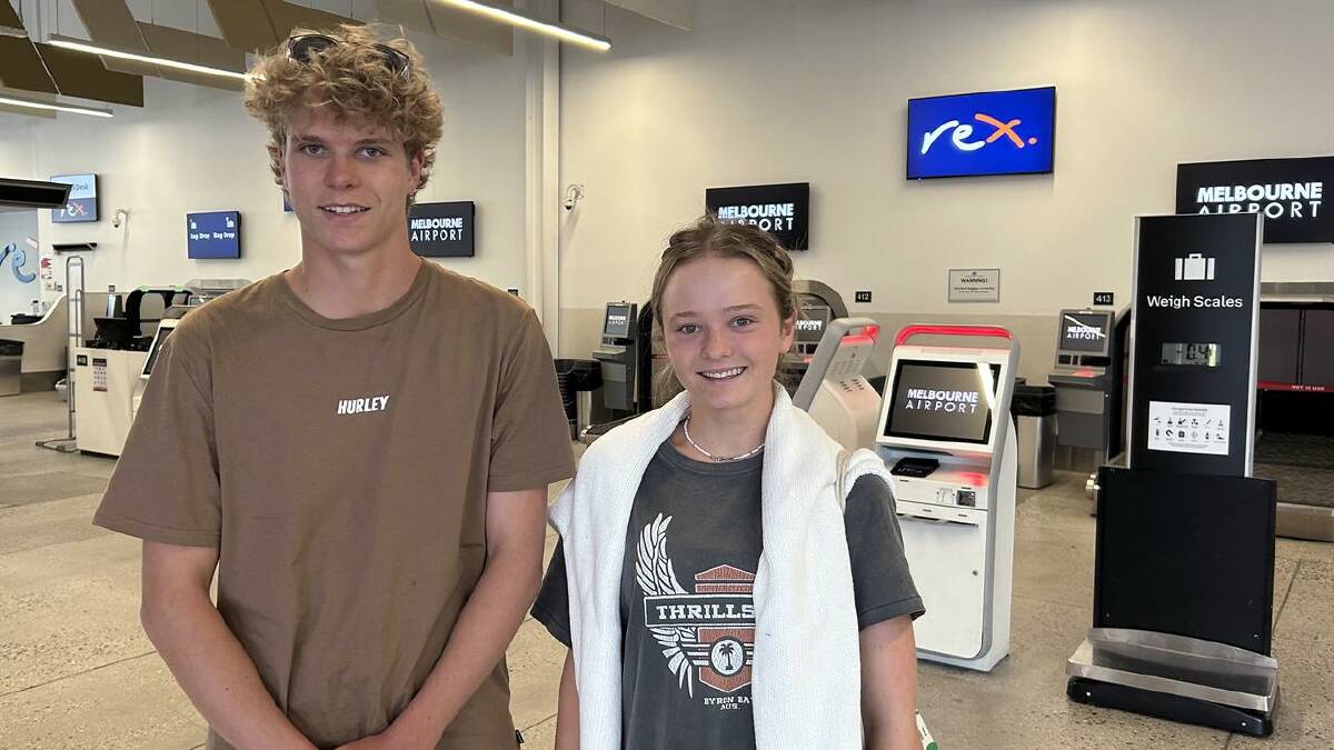 Eli and Emily Cummins say Rex is more affordable for people in regional areas. (Rachel Ward/AAP PHOTOS)