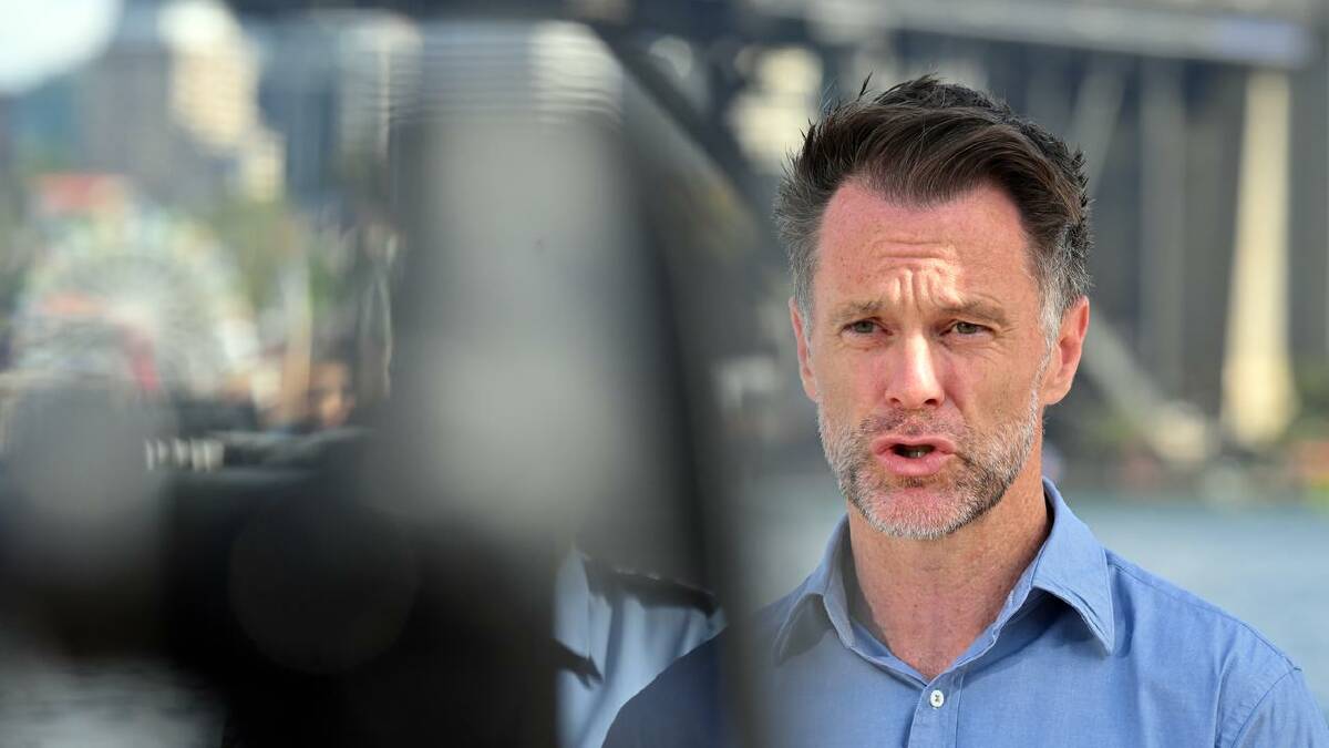 NSW Premier Chris Minns has praised police officers whose car was shot at. (Mick Tsikas/AAP PHOTOS) NSW Premier Chris Minns has praised police officers whose car was shot at. (Mick Tsikas/AAP PHOTOS)