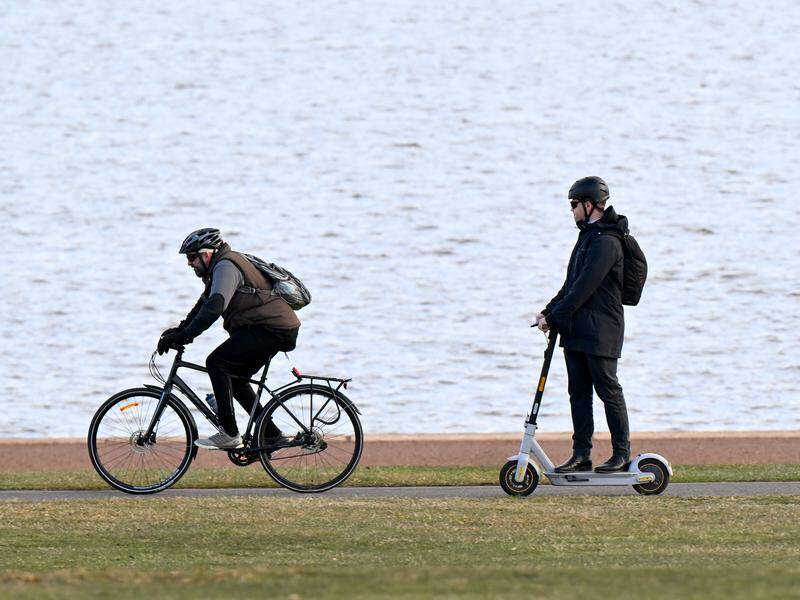 Emergency departments warn politicians of rising demand from electric bikes and scooter crashes. Photo: Lukas Coch/AAP PHOTOS