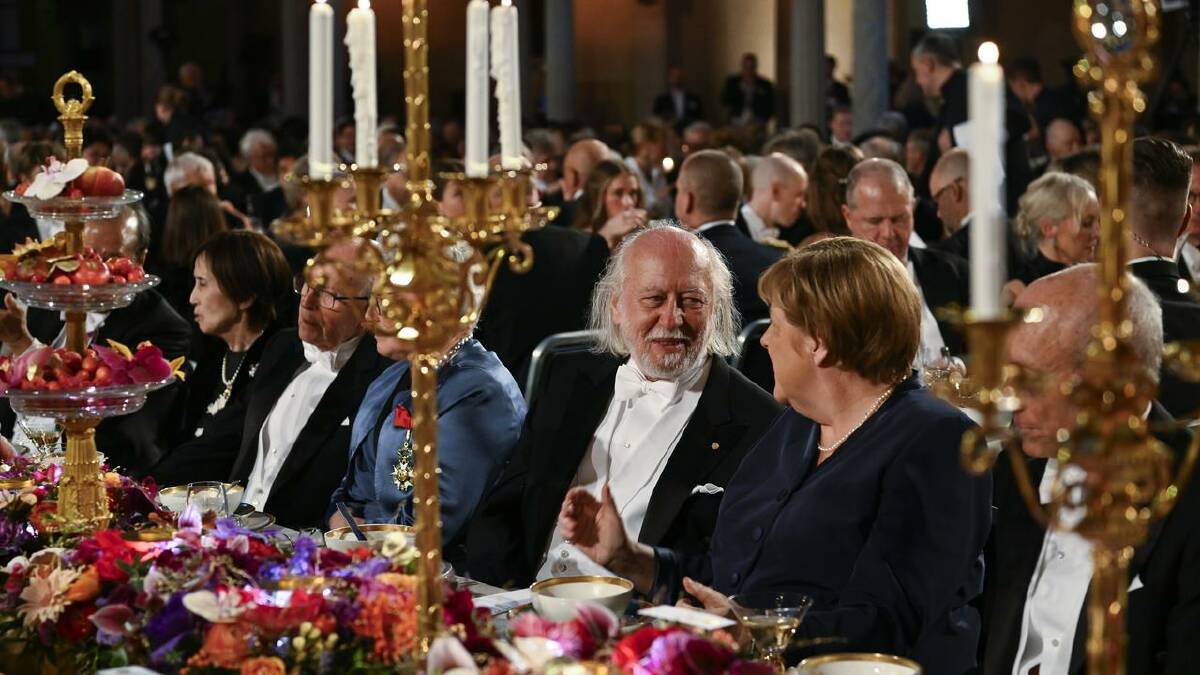 Guests attend a banquet after the glittering Nobel Prize awards in Stockholm. (EPA PHOTO) Guests attend a banquet after the glittering Nobel Prize awards in Stockholm. (EPA PHOTO)
