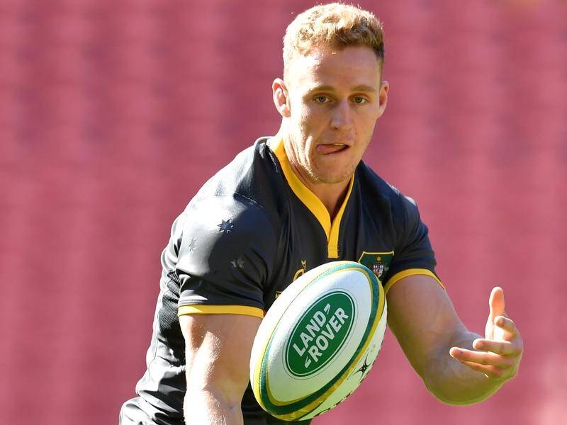 Versatile Wallabies back Reece Hodge starts at centre in Saturday's Bledisloe Cup clash in Sydney.