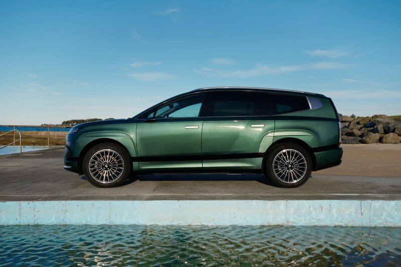 2025 Hyundai Ioniq 9 price and specs 2025 Hyundai Ioniq 9 price and specs