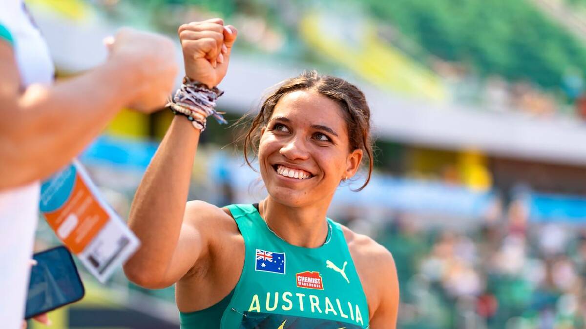 Winning gold was a dream come true for an emotional Izobelle Louison-Roe. (PR IMAGE PHOTO) Winning gold was a dream come true for an emotional Izobelle Louison-Roe. (PR IMAGE PHOTO)