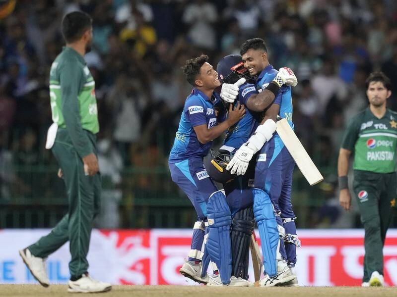 Sri Lankan players celebrate their last-ball Asia Cup win over Pakistan in Colombo. (AP PHOTO)