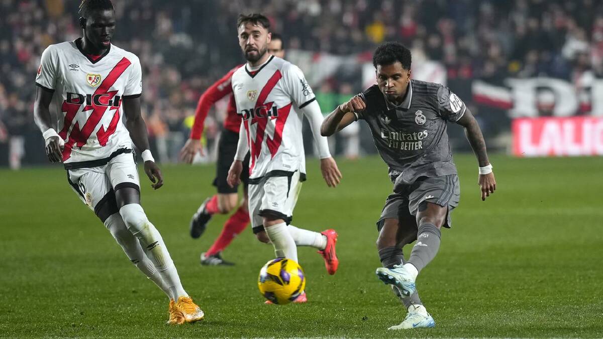 Rodrygo (r) looked to have put Real Madrid on course to win with this strike for his goal. (AP PHOTO) Rodrygo (r) looked to have put Real Madrid on course to win with this strike for his goal. (AP PHOTO)