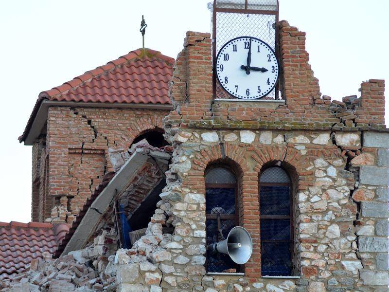 A powerful aftershock has caused additional damage in central Greece.