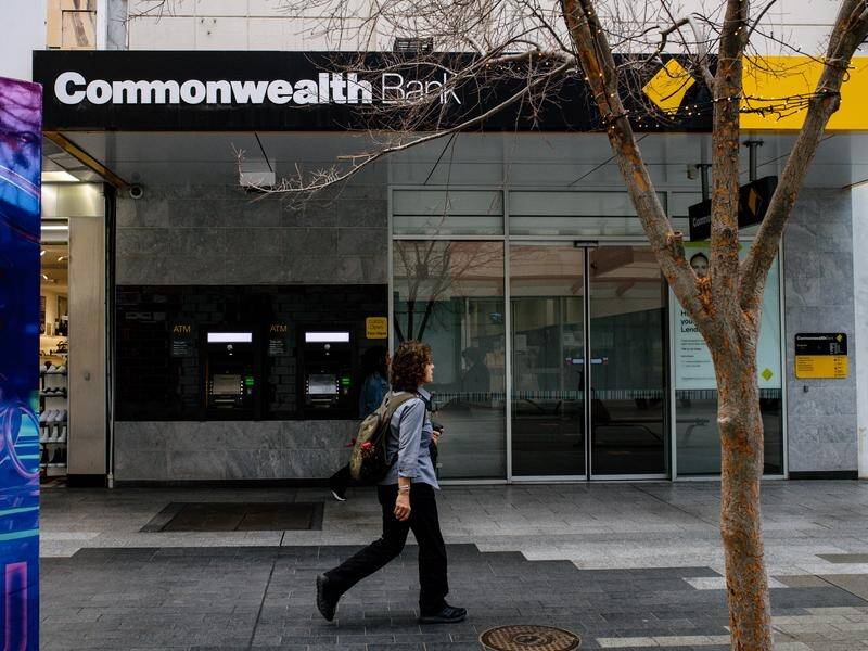 Commonwealth Bank has pledged to keep all its remaining regional branches open until 2026. (Morgan Sette/AAP PHOTOS)