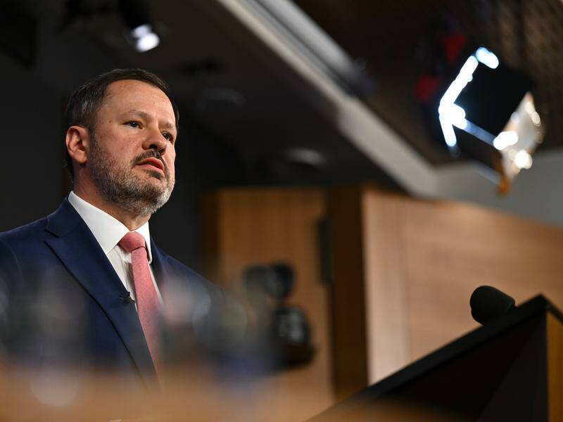 Australian businesses need to increase spending on R&D projects, Science Minister Ed Husic says. Photo: Lukas Coch/AAP PHOTOS Australian businesses need to increase spending on R&D projects, Science Minister Ed Husic says. Photo: Lukas Coch/AAP PHOTOS