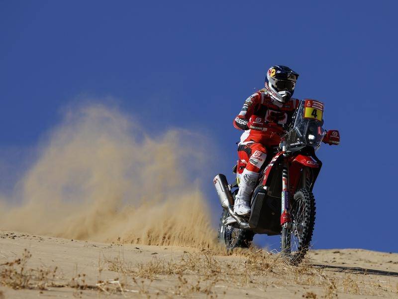 Daniel Sanders en route to winning the motorcycling prologue of the Dakar Rally in Saudi Arabia.