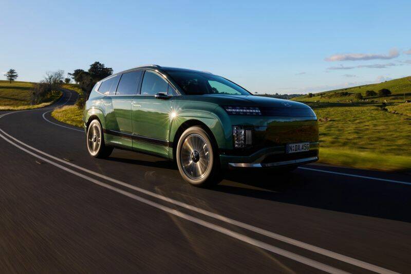 2025 Hyundai Ioniq 9 price and specs 2025 Hyundai Ioniq 9 price and specs