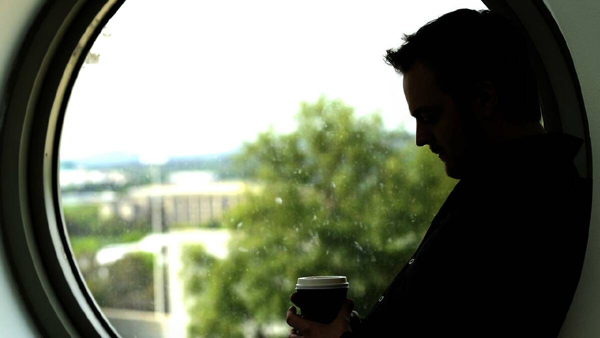 Concerns have been raised for psychologically injured workers as the government legislates on icare. (Alan Porritt/AAP PHOTOS) Concerns have been raised for psychologically injured workers as the government legislates on icare. (Alan Porritt/AAP PHOTOS)