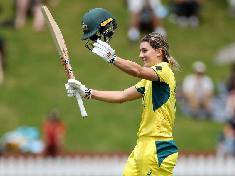 A century from Annabel Sutherland has led Australia to a weather-affected ODI win in New Zealand. Photo: Marty Melville/AAP PHOTOS A century from Annabel Sutherland has led Australia to a weather-affected ODI win in New Zealand. Photo: Marty Melville/AAP PHOTOS